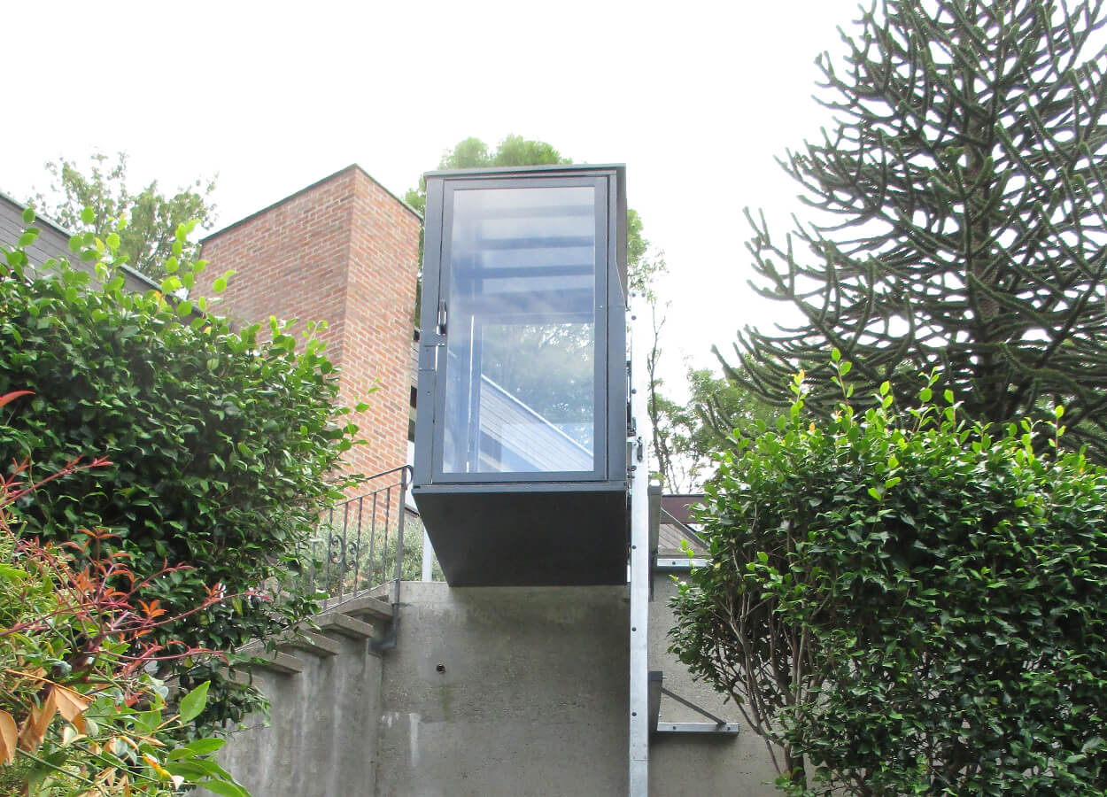 Högg Liftsysteme Rollstuhllifte Sitzlifte Aufzug Hebebühnen Deckenlifte Sonderlösungen Produkte