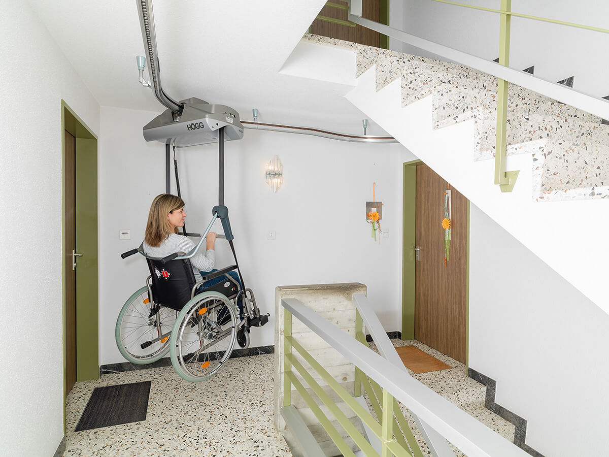 Högg Liftsysteme Rollstuhllifte Sitzlifte Aufzug Hebebühnen Deckenlifte Sonderlösungen Referenz