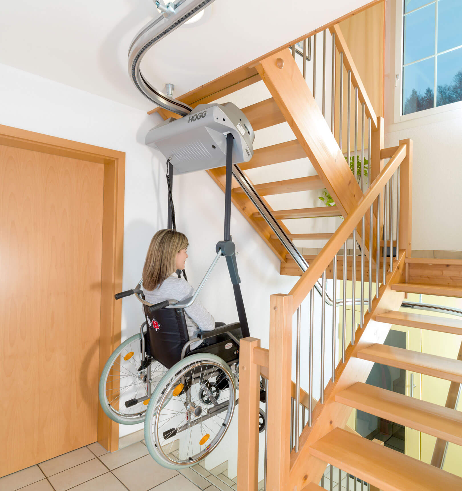 Högg Liftsysteme Rollstuhllifte Sitzlifte Aufzug Hebebühnen Deckenlifte Sonderlösungen Produkte