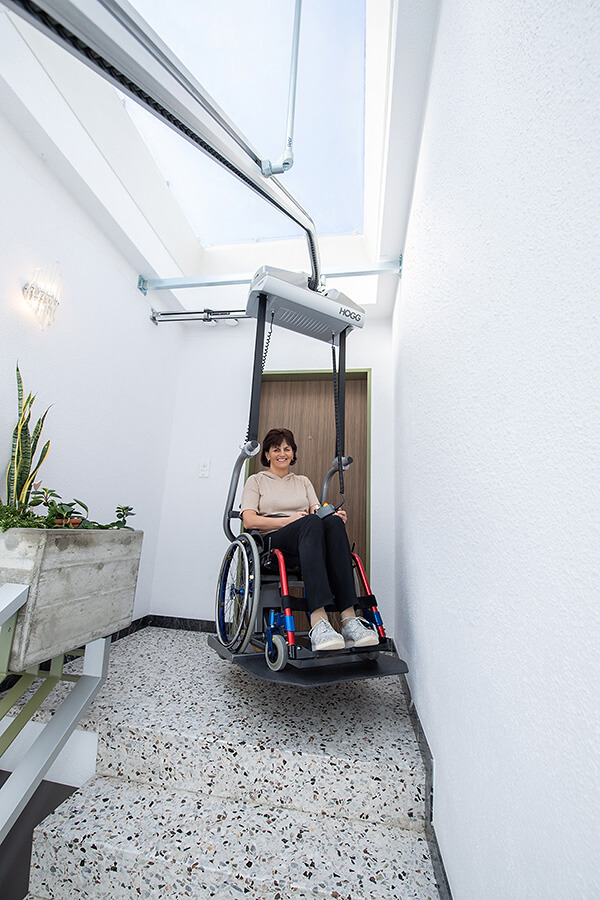 Högg Liftsysteme Rollstuhllifte Sitzlifte Aufzug Hebebühnen Deckenlifte Sonderlösungen Referenz