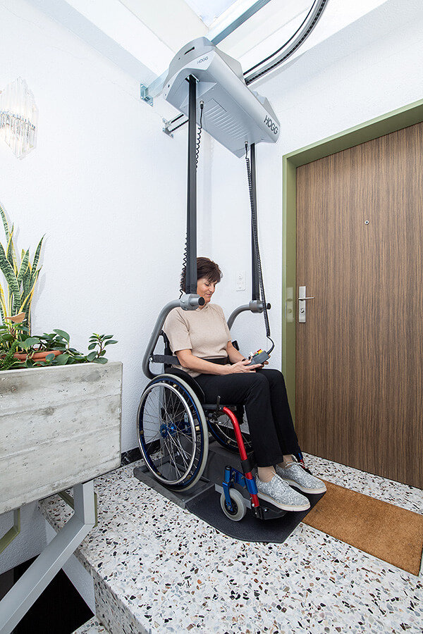 Högg Liftsysteme Rollstuhllifte Sitzlifte Aufzug Hebebühnen Deckenlifte Sonderlösungen Referenz