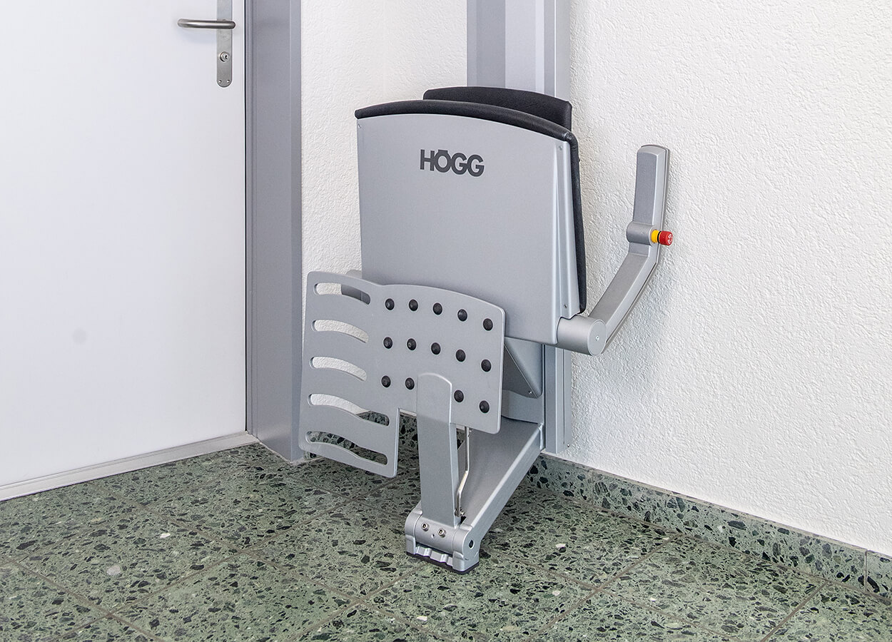 Högg Liftsysteme Rollstuhllifte Sitzlifte Aufzug Hebebühnen Deckenlifte Sonderlösungen Produkte