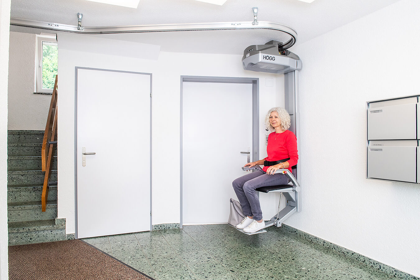 Högg Liftsysteme Rollstuhllifte Sitzlifte Aufzug Hebebühnen Deckenlifte Sonderlösungen Referenz