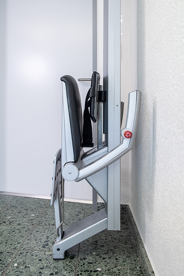 Högg Liftsysteme Rollstuhllifte Sitzlifte Aufzug Hebebühnen Deckenlifte Sonderlösungen Referenz