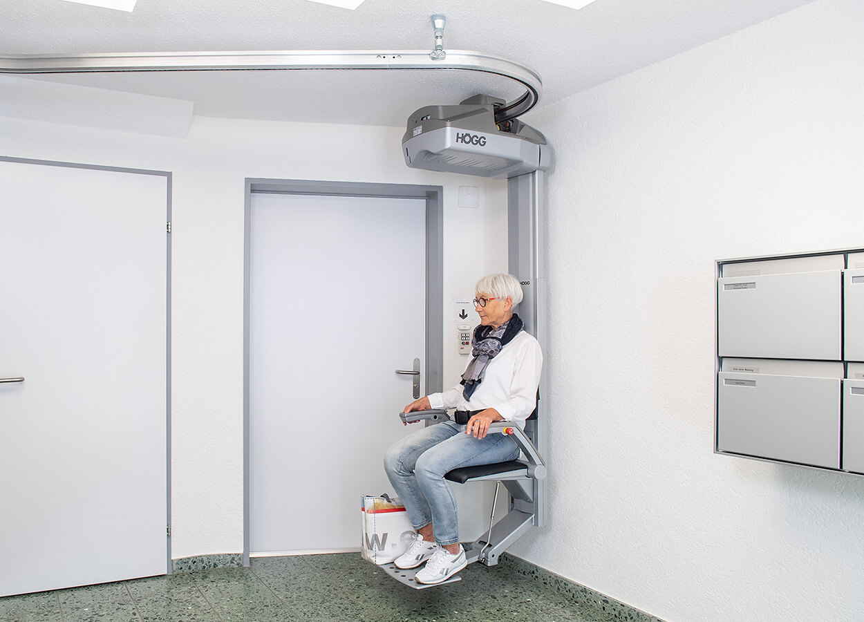 Högg Liftsysteme Rollstuhllifte Sitzlifte Aufzug Hebebühnen Deckenlifte Sonderlösungen Produkte