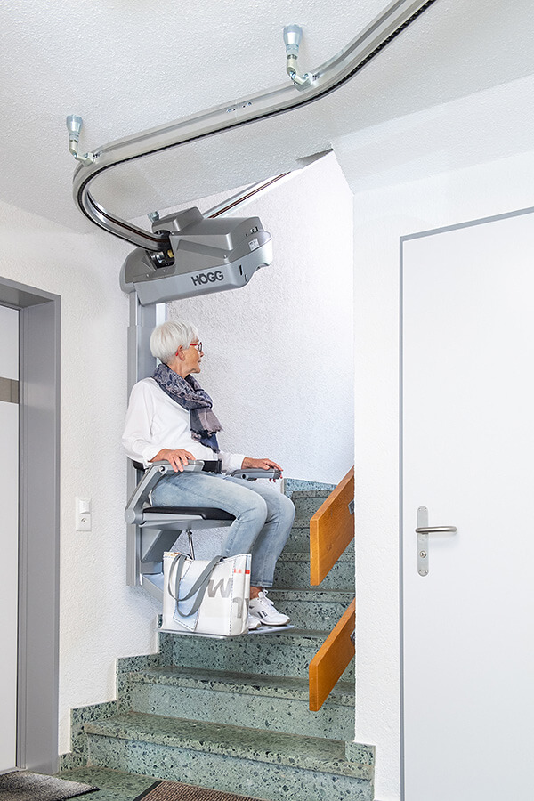Högg Liftsysteme Rollstuhllifte Sitzlifte Aufzug Hebebühnen Deckenlifte Sonderlösungen Referenz