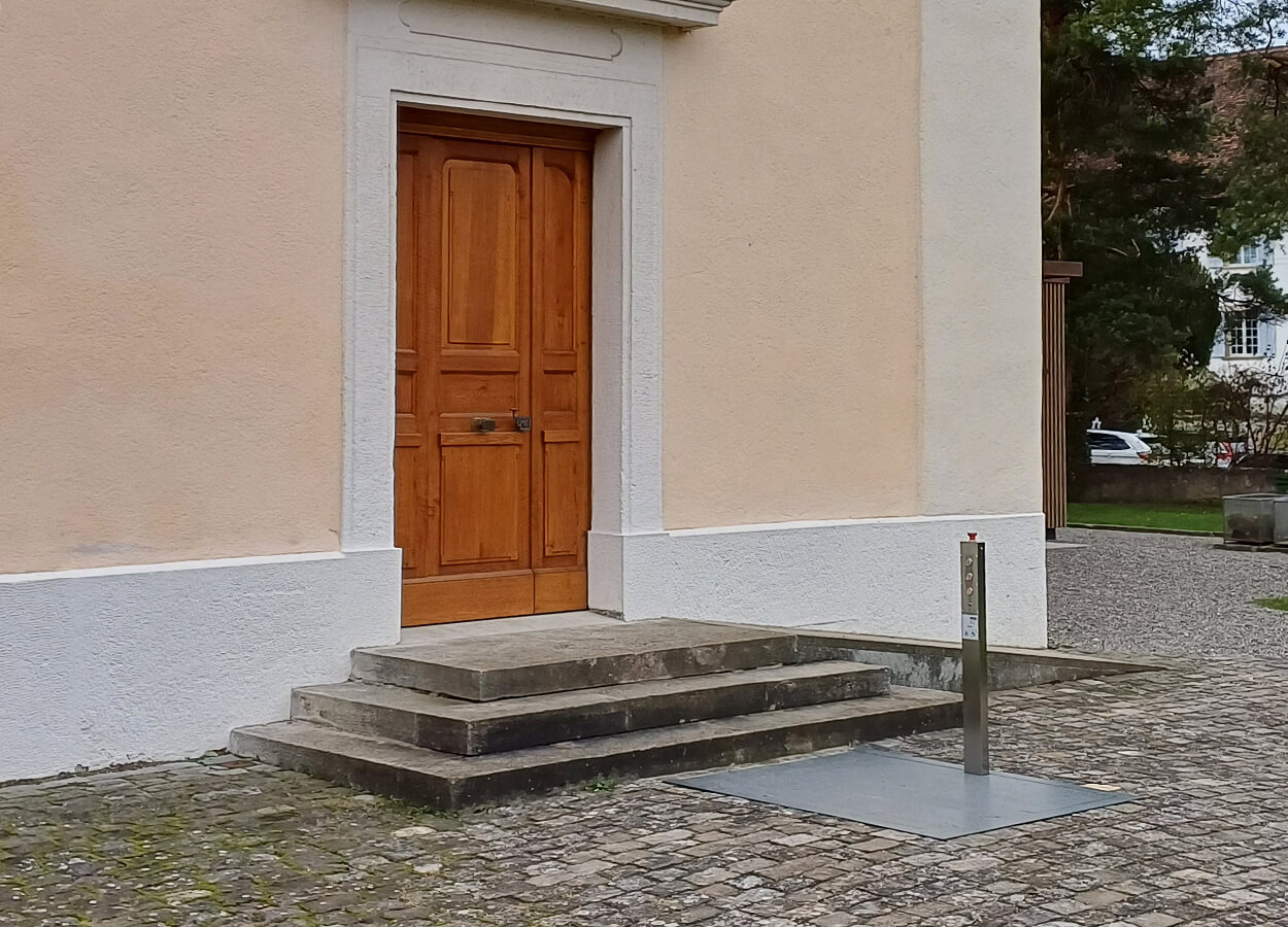 Högg Liftsysteme Rollstuhllifte Sitzlifte Aufzug Hebebühnen Deckenlifte Sonderlösungen Produkte