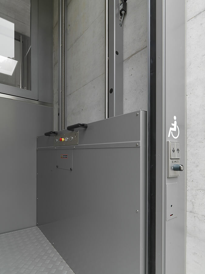 Högg Liftsysteme Rollstuhllifte Sitzlifte Aufzug Hebebühnen Deckenlifte Sonderlösungen Referenz