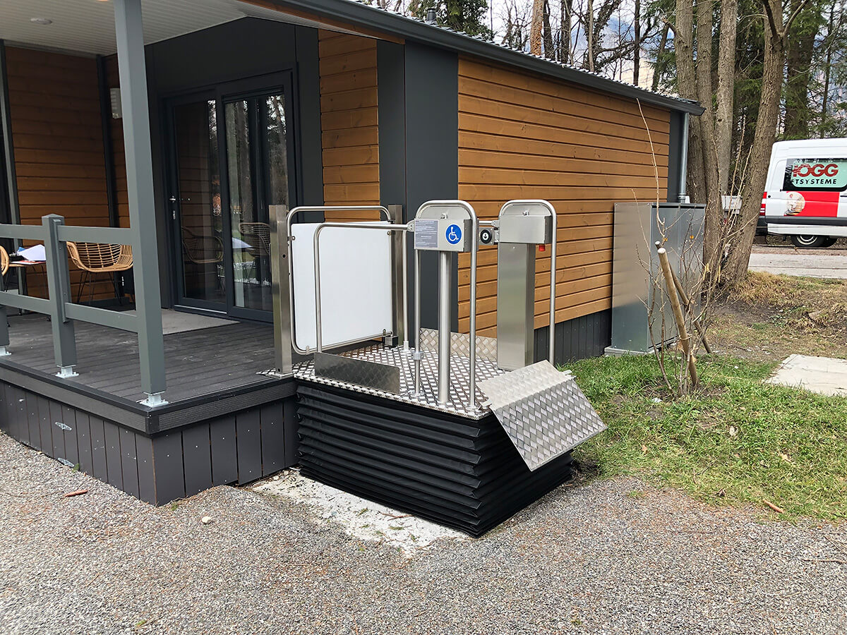 Högg Liftsysteme Rollstuhllifte Sitzlifte Aufzug Hebebühnen Deckenlifte Sonderlösungen Referenz