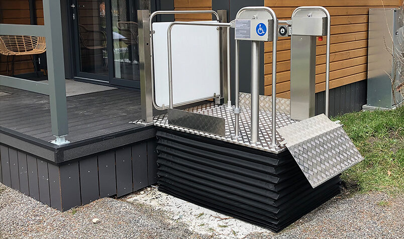 Högg Liftsysteme Rollstuhllifte Sitzlifte Aufzug Hebebühnen Deckenlifte Sonderlösungen Produkte