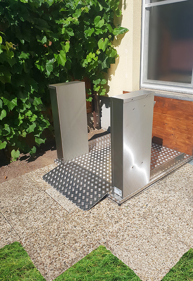 Högg Liftsysteme Rollstuhllifte Sitzlifte Aufzug Hebebühnen Deckenlifte Sonderlösungen Referenz