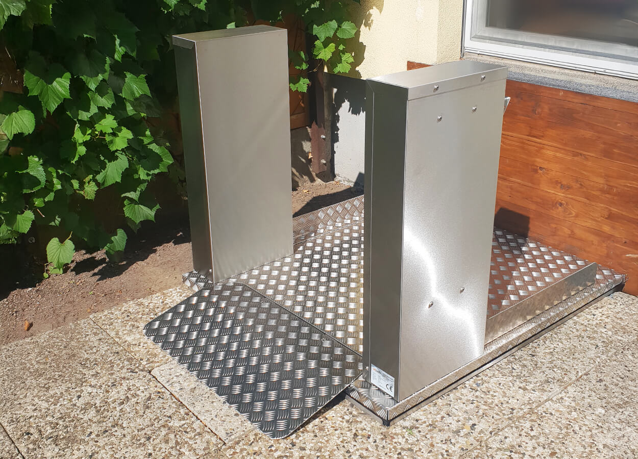 Högg Liftsysteme Rollstuhllifte Sitzlifte Aufzug Hebebühnen Deckenlifte Sonderlösungen Produkte