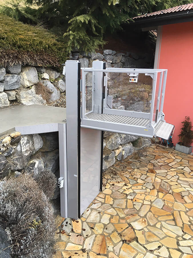 Högg Liftsysteme Rollstuhllifte Sitzlifte Aufzug Hebebühnen Deckenlifte Sonderlösungen Referenz