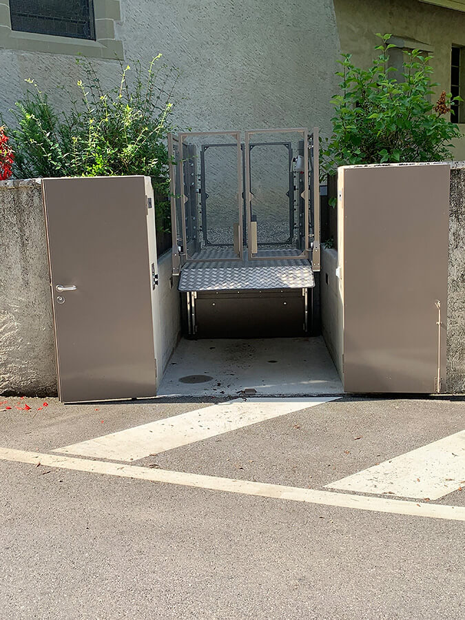 Högg Liftsysteme Rollstuhllifte Sitzlifte Aufzug Hebebühnen Deckenlifte Sonderlösungen Referenz