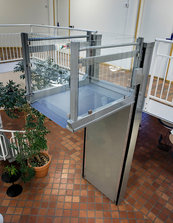 Högg Liftsysteme Rollstuhllifte Sitzlifte Aufzug Hebebühnen Deckenlifte Sonderlösungen Referenz