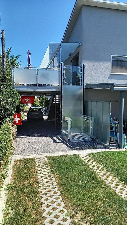 Högg Liftsysteme Rollstuhllifte Sitzlifte Aufzug Hebebühnen Deckenlifte Sonderlösungen Referenz