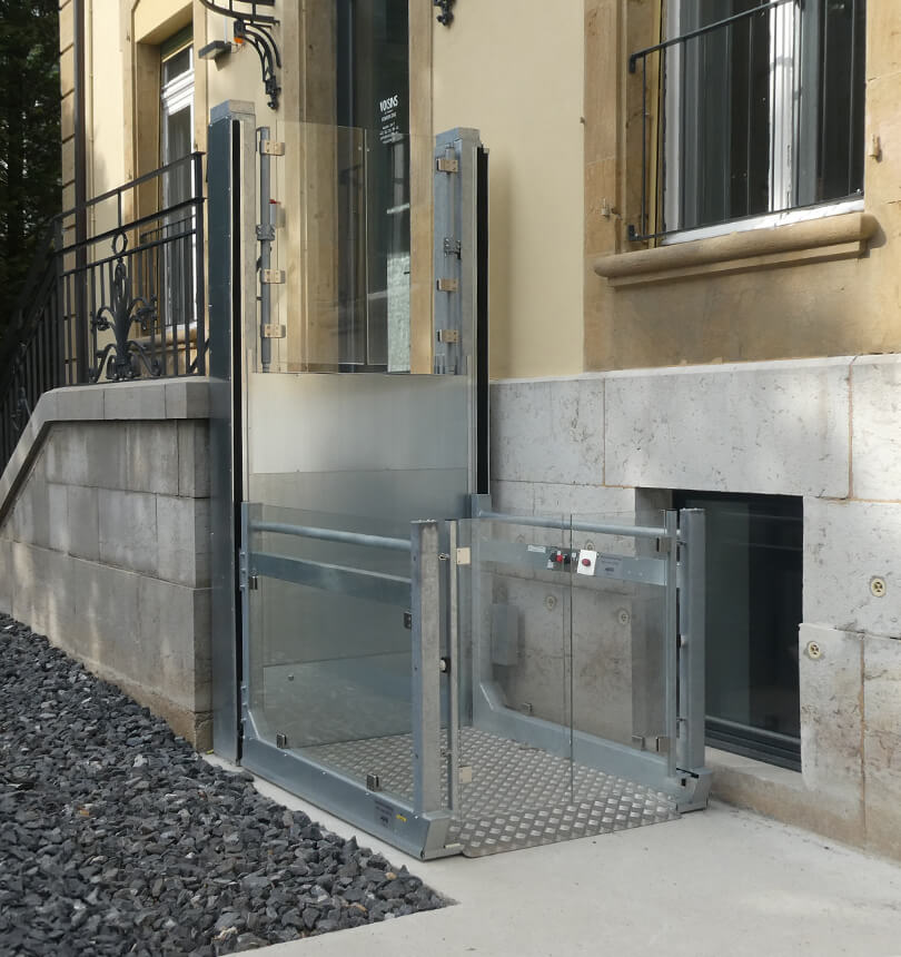 Högg Liftsysteme Rollstuhllifte Sitzlifte Aufzug Hebebühnen Deckenlifte Sonderlösungen Produkte