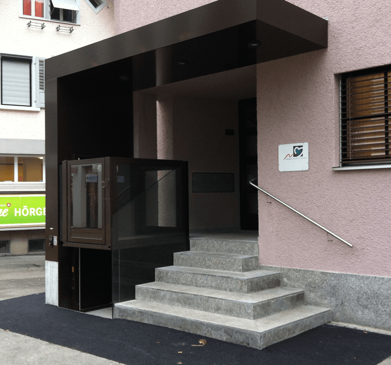 Högg Liftsysteme Rollstuhllifte Sitzlifte Aufzug Hebebühnen Deckenlifte Sonderlösungen