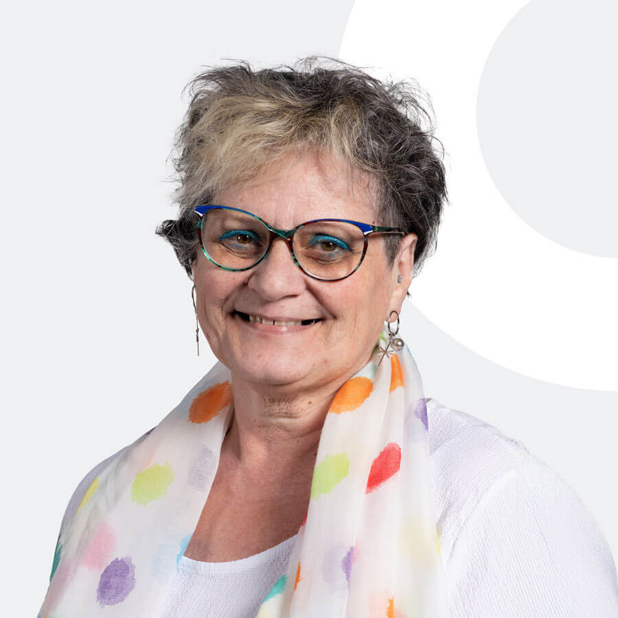 Högg Liftsysteme Rollstuhllifte Sitzlifte Aufzug Hebebühnen Deckenlifte Sonderlösungen Manuella Vuagniaux