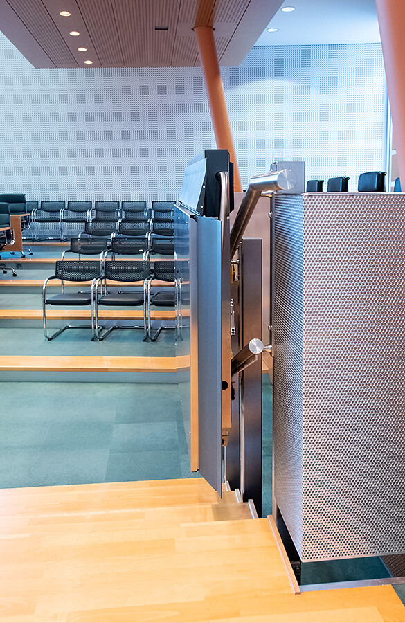 Högg Liftsysteme Rollstuhllifte Sitzlifte Aufzug Hebebühnen Deckenlifte Sonderlösungen Referenz