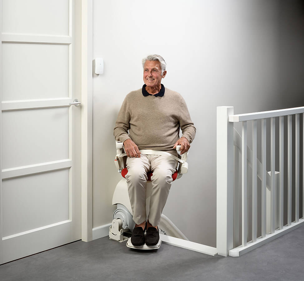 Högg Liftsysteme Rollstuhllifte Sitzlifte Aufzug Hebebühnen Deckenlifte Sonderlösungen Referenz