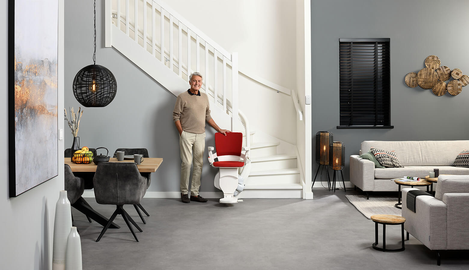 Högg Liftsysteme Rollstuhllifte Sitzlifte Aufzug Hebebühnen Deckenlifte Sonderlösungen Referenz