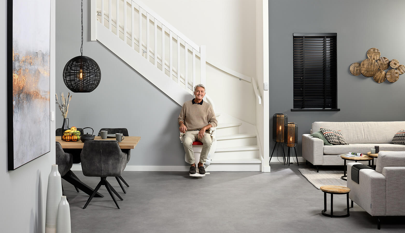 Högg Liftsysteme Rollstuhllifte Sitzlifte Aufzug Hebebühnen Deckenlifte Sonderlösungen Referenz
